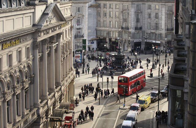 Top Courses to Study in UK in 2025